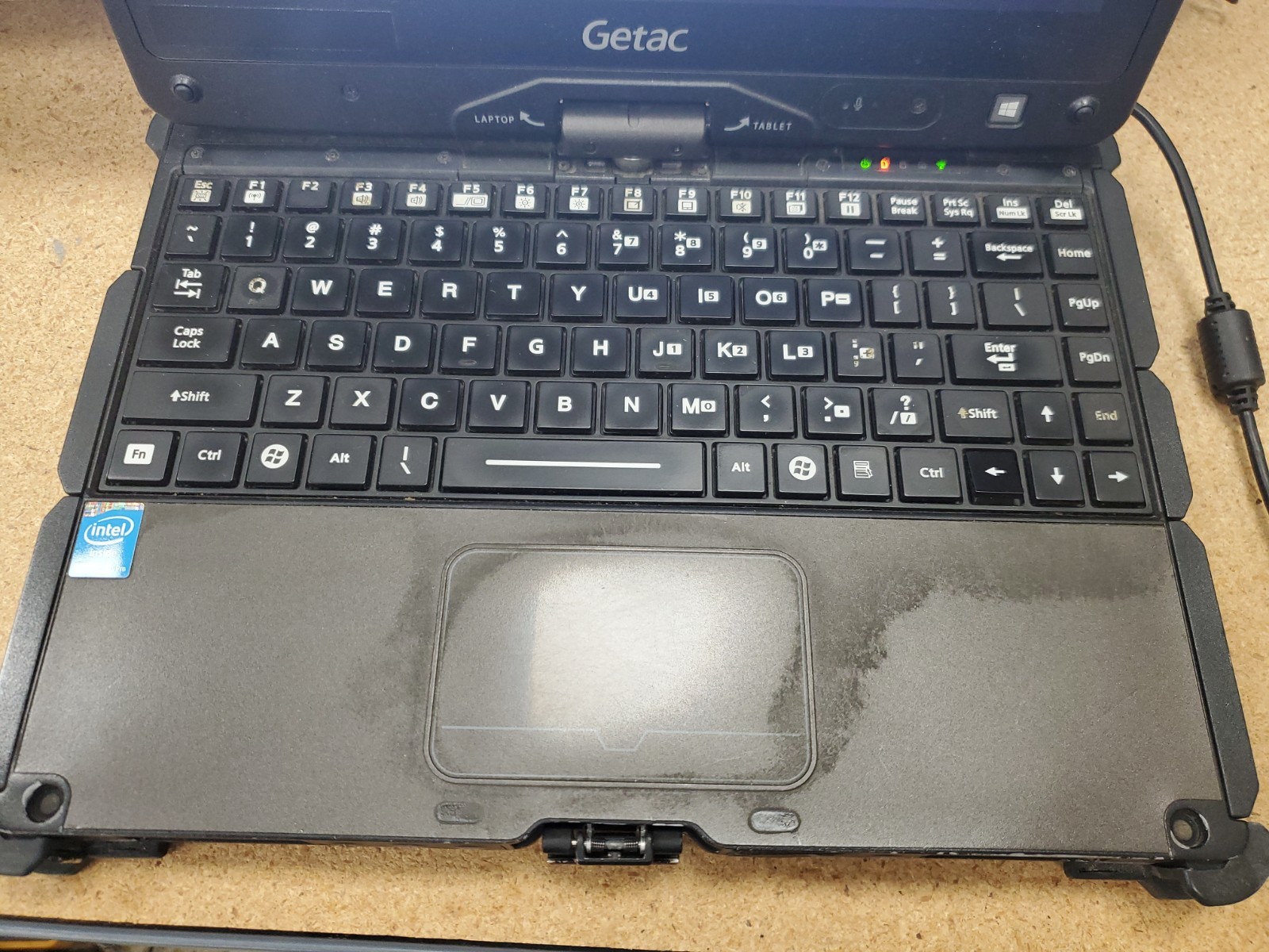 GETAC V110 Laptop Tablet Touch Screen i5-4300U 1.90GHz 8gB No HDD 11151hrs