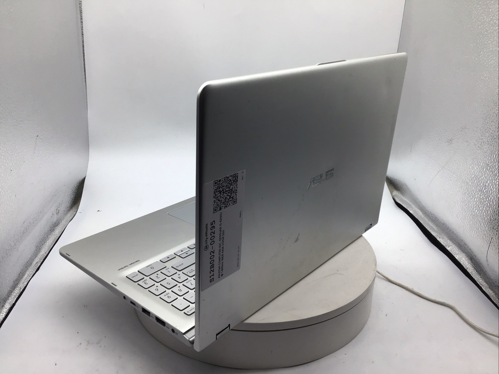 ASUS Q505UAR 15.6″ Laptop i5-8250U 16GB RAM 512GB SSD Win11Pro USED READ