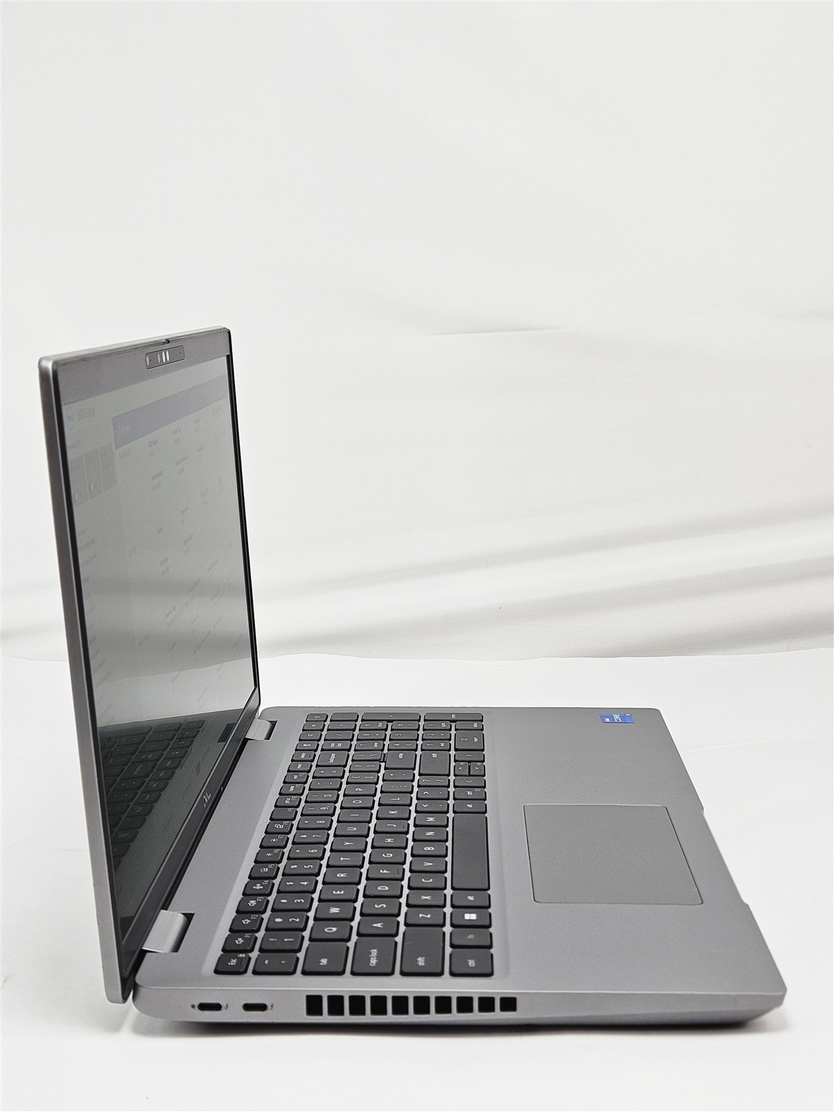 Intel Core i5-12600H Dell Precision 3571 16GB 256GB SSD 15.6″ T600