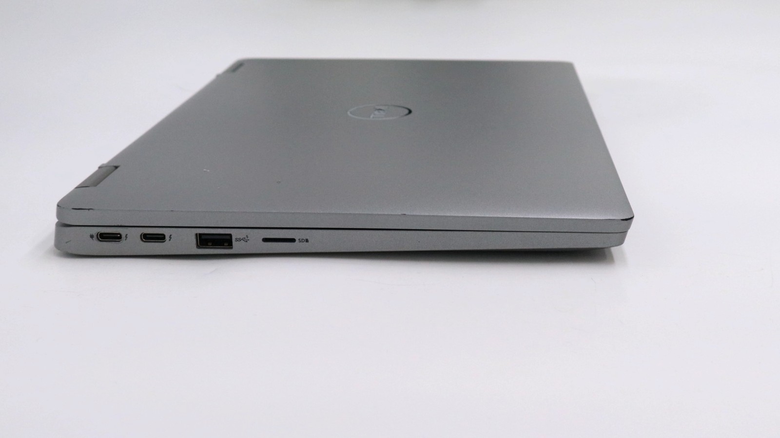 Dell Latitude 5330 13″ i7-1265u 16GB 512GB – Good