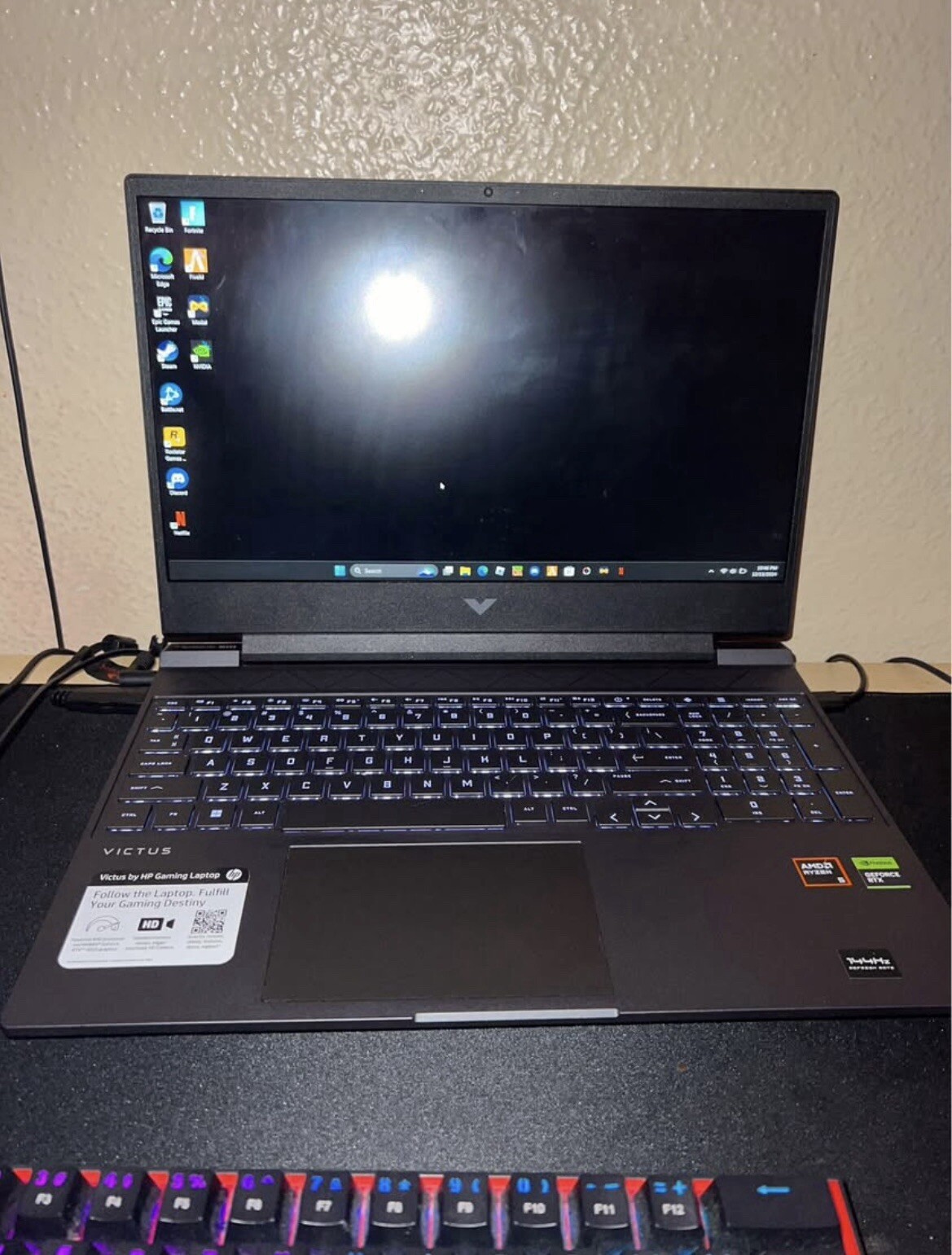 hp victus gaming laptop
