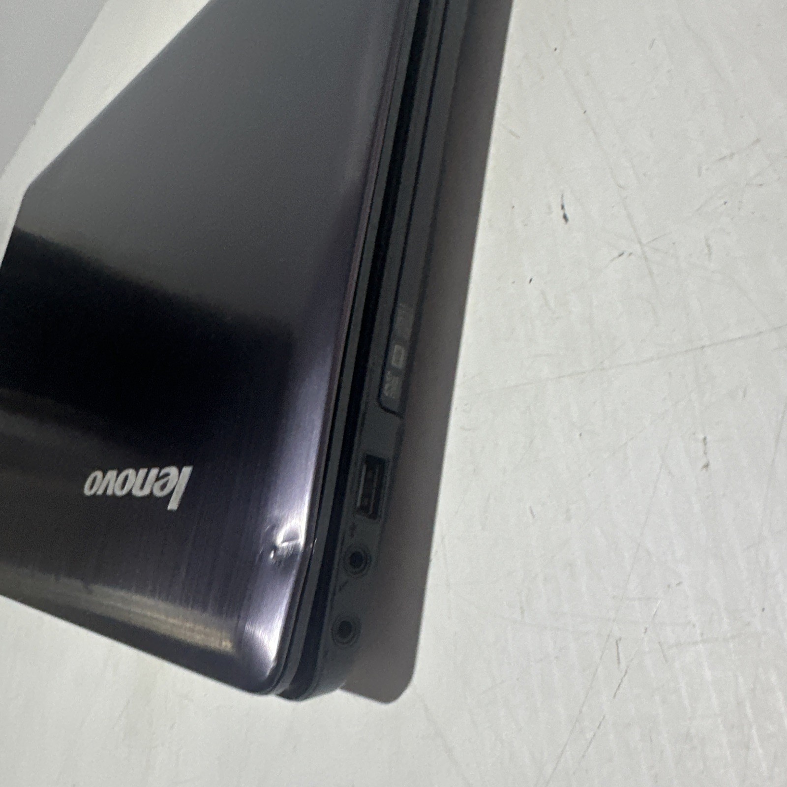 Lenovo Ideapad Z580 15″ Laptop i5-3230m 6gb Ram 500gb HDD Windows 10 Home