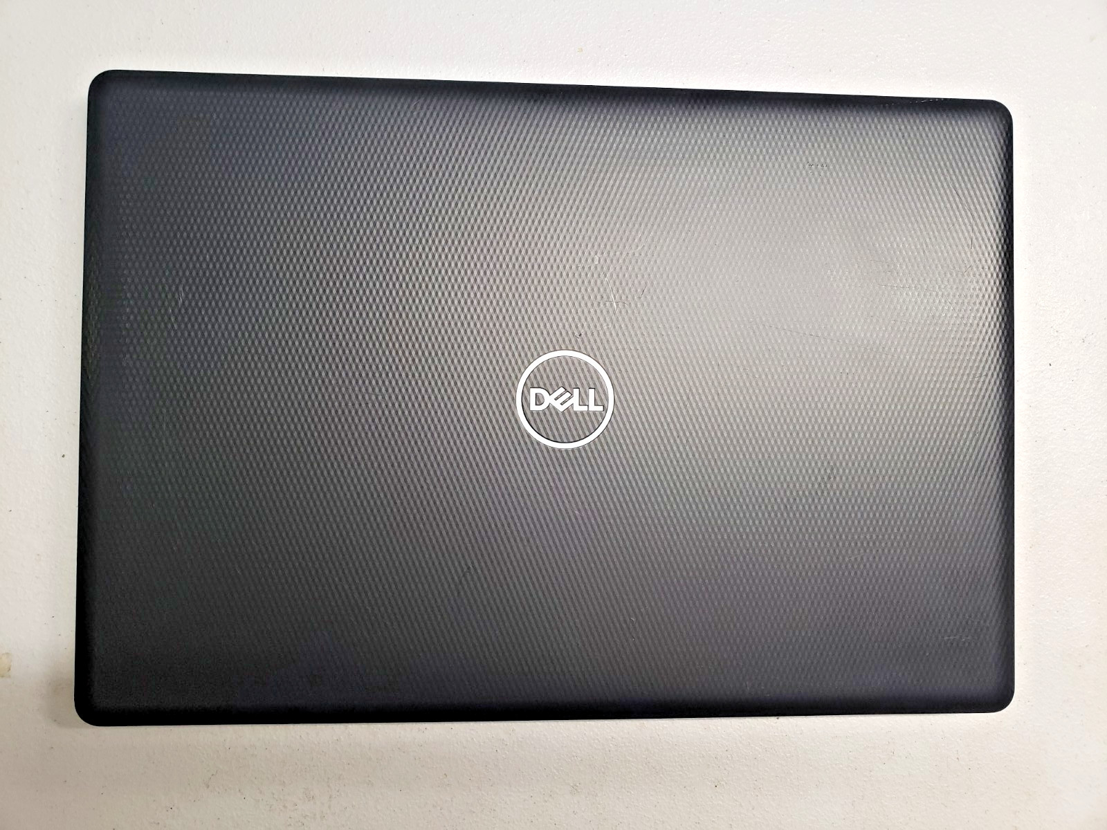 Dell Inspiron 3585 AMD Ryzen 3 2200U 2.50Ghz 8Gb 128Gb SSD 15.6 Touch LED Win11