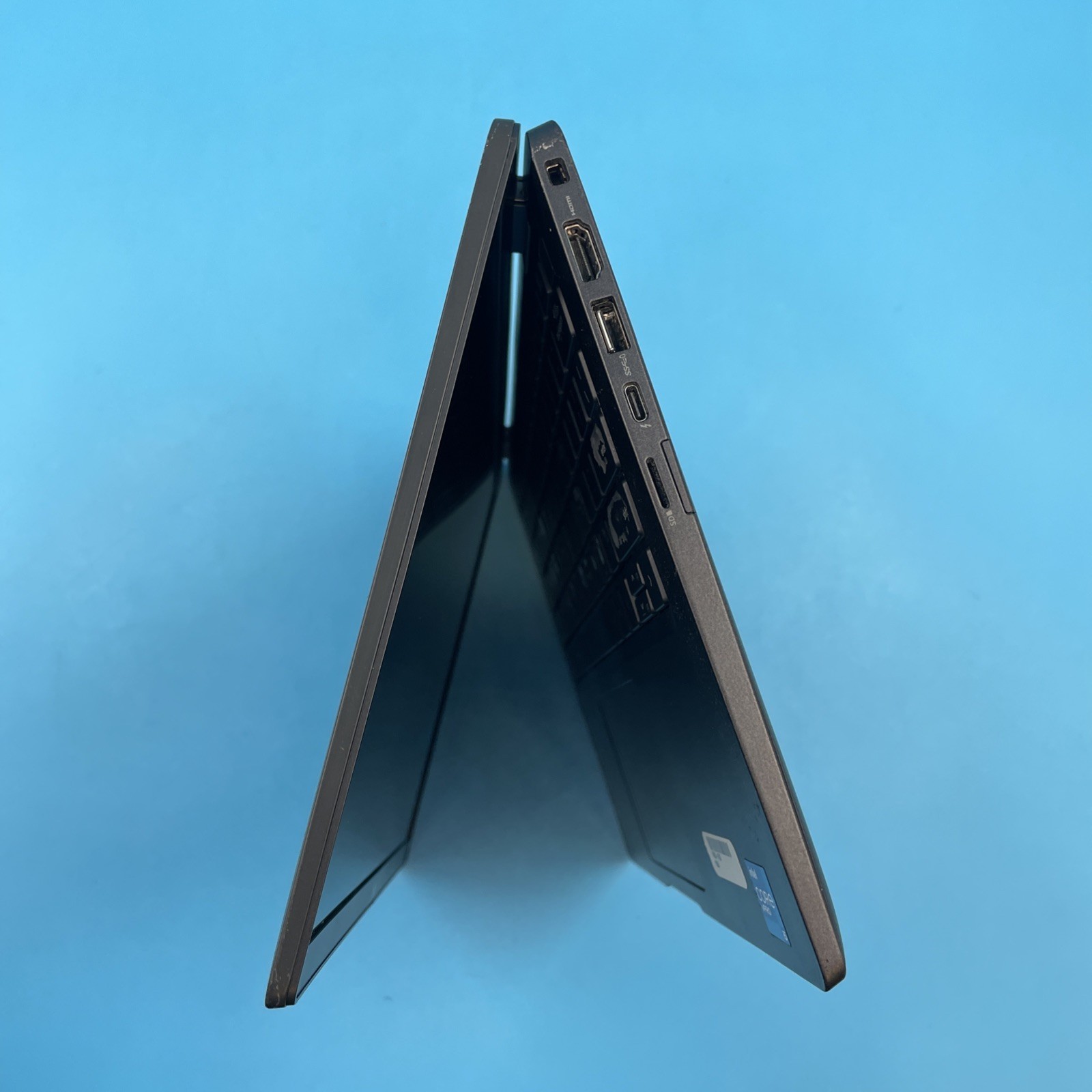 Dell Latitude 7420 | i5-1145G7 | 8GB RAM | NO DRIVE | NO OS | 77% BATTERY