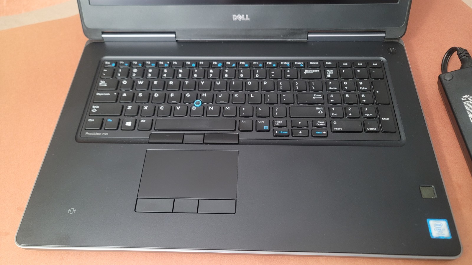 Dell Precision 7720 i7-7820HQ 2.9GHz 16GB RAM 256GB SSD 1TB HDD Win11 Pro/Offic