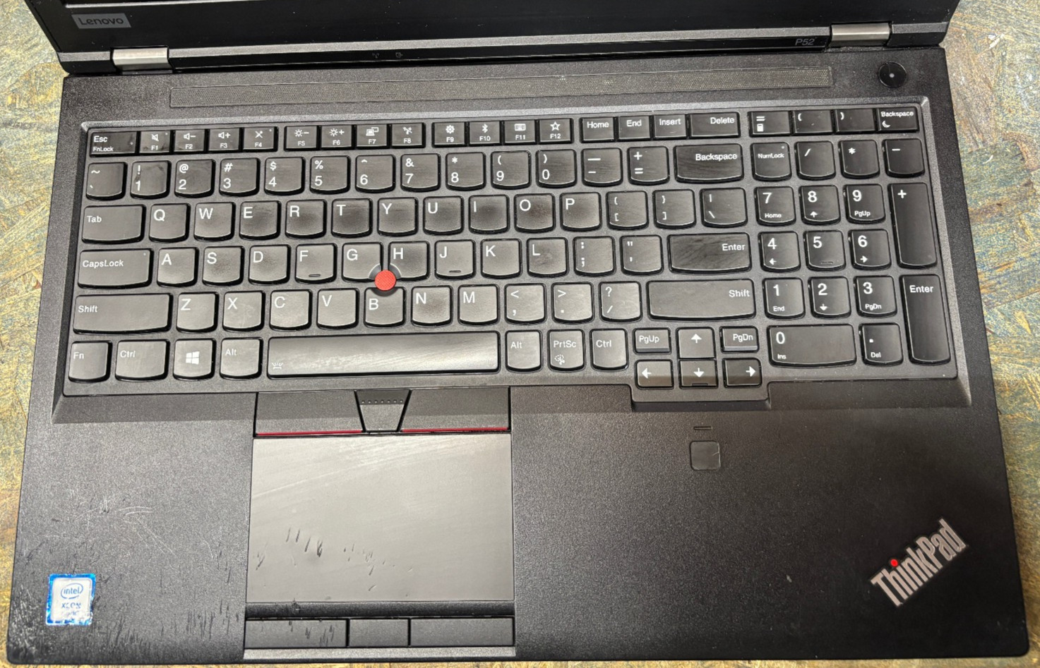 Lenovo ThinkPad P52 15.6″ Intel Xeon E-2176M 16GB 512GB SSD NVIDIA P2000