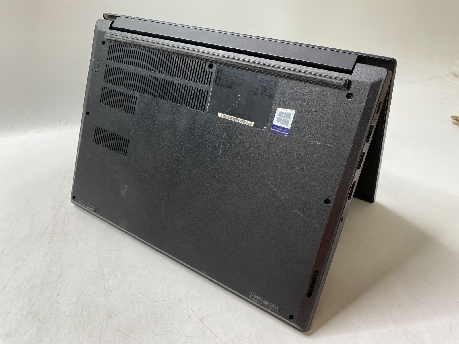 Lenovo Thinkpad E14 i3-10110u No RAM/SSD – Plays Chime, No POST PARTS