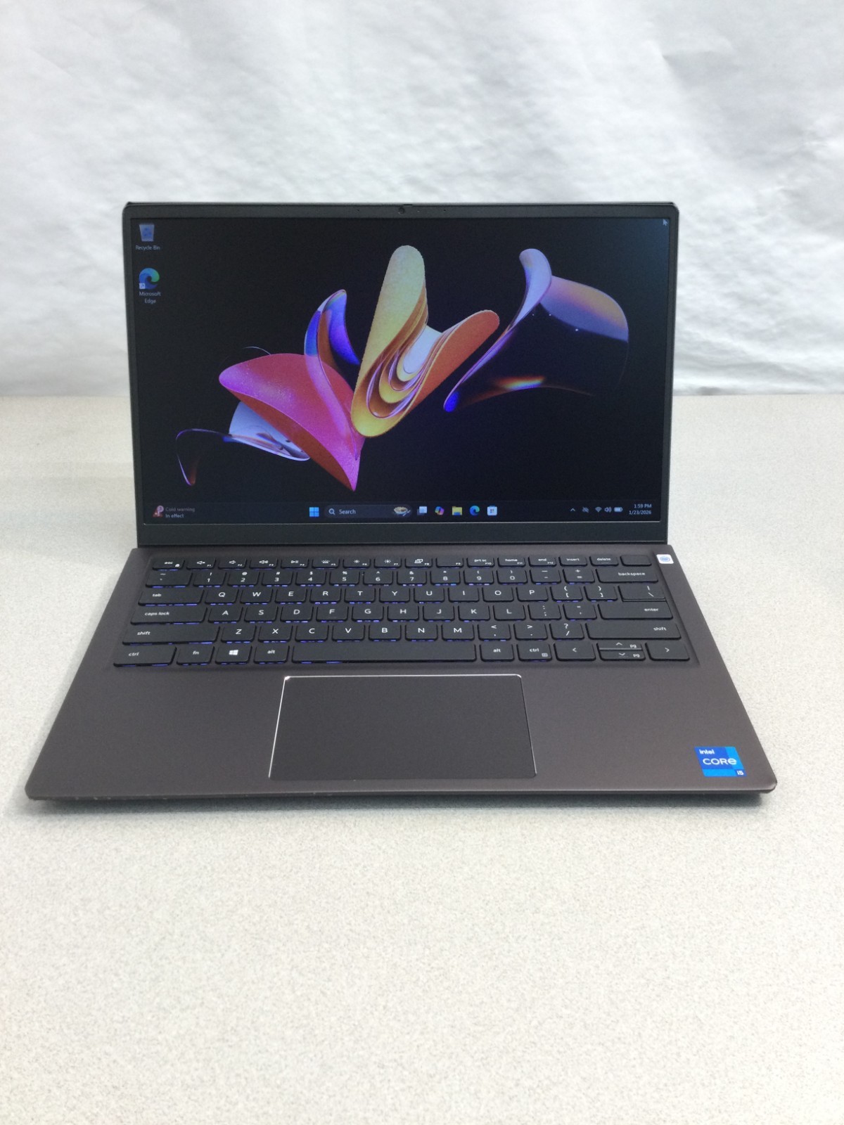 Dell Vostro 14 5410 core i5 11th gen 3.20ghz 256 gb ssd 8gb ram win 11 pro 14”