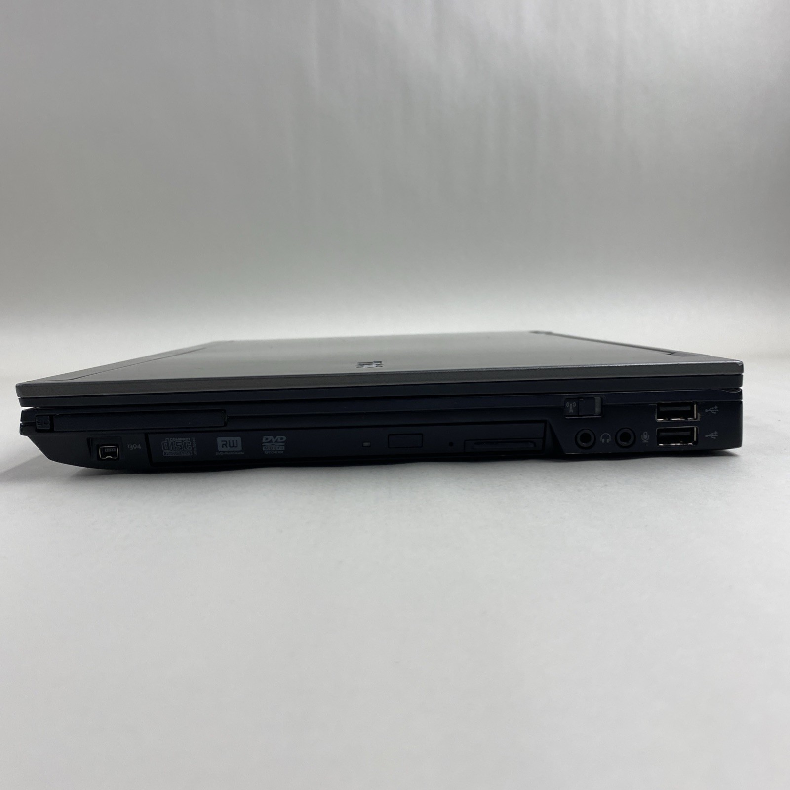 Dell Latitude E6410 Core i5-M560 2.67GHz 4GB RAM 14.0″ No Battery No HDD No OS