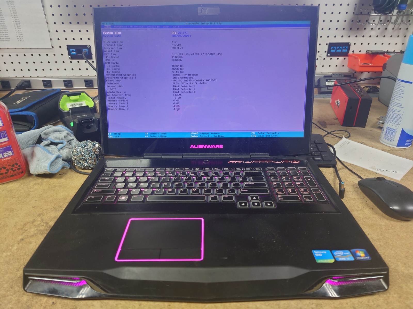 Alienware M17xR4 17.3″ FHD i7-3720QM 16GB RAM 1TB SSD GTX 765M No OS