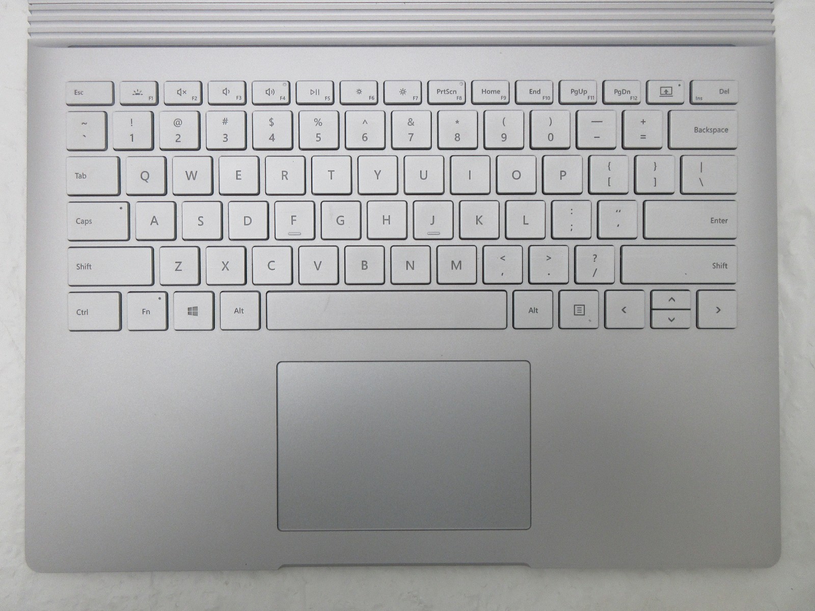 Microsoft Surface Book 3 13.5″ : I7-1065G7 1.3GHz : 16GB RAM : 256GB SSD : No OS