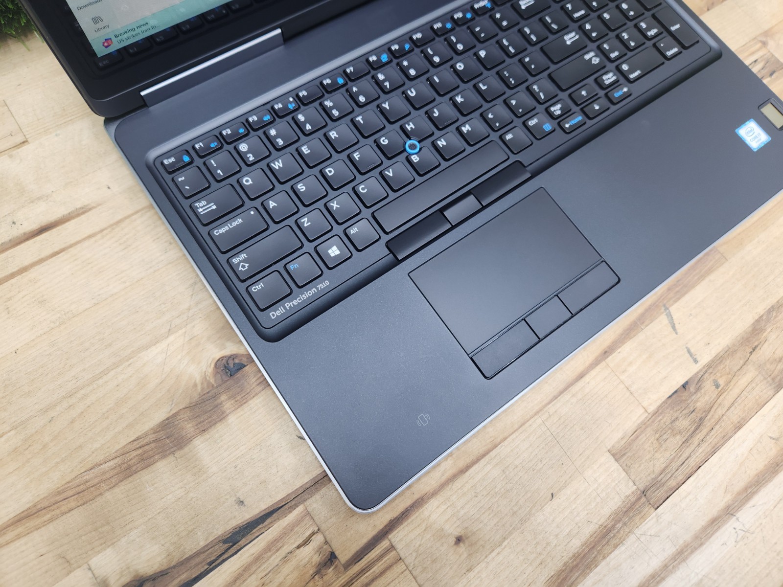 Dell Precision 7510 15.6″ FHD Touchscreen i7-6920HQ 2.9GHz 16GB Quadro M1000M ~