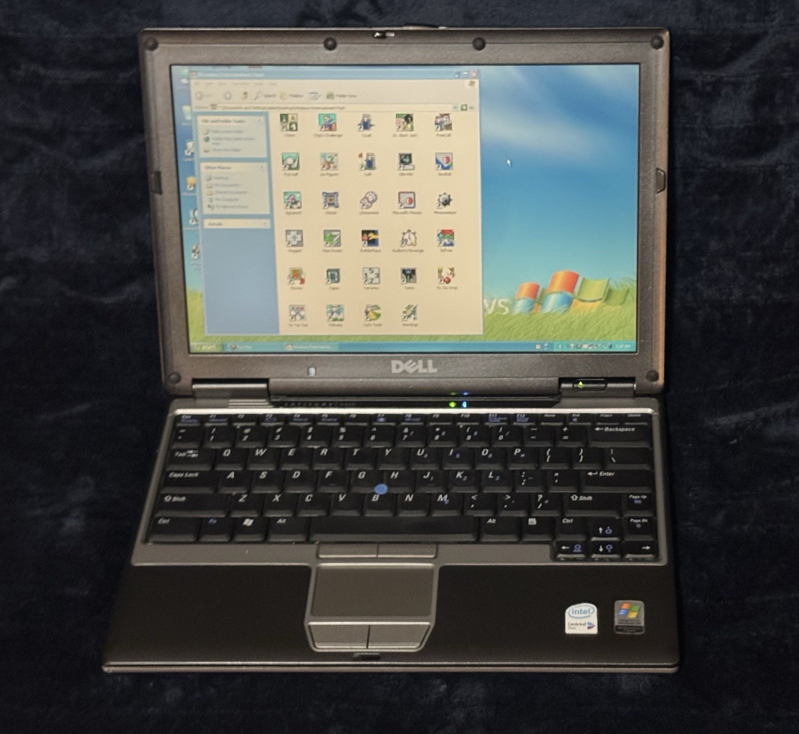 Complete Dell Latitude D420 Mini Laptop 12” LCD/1.20GHz/1GB RAM/80GB/WIFI/XP PRO