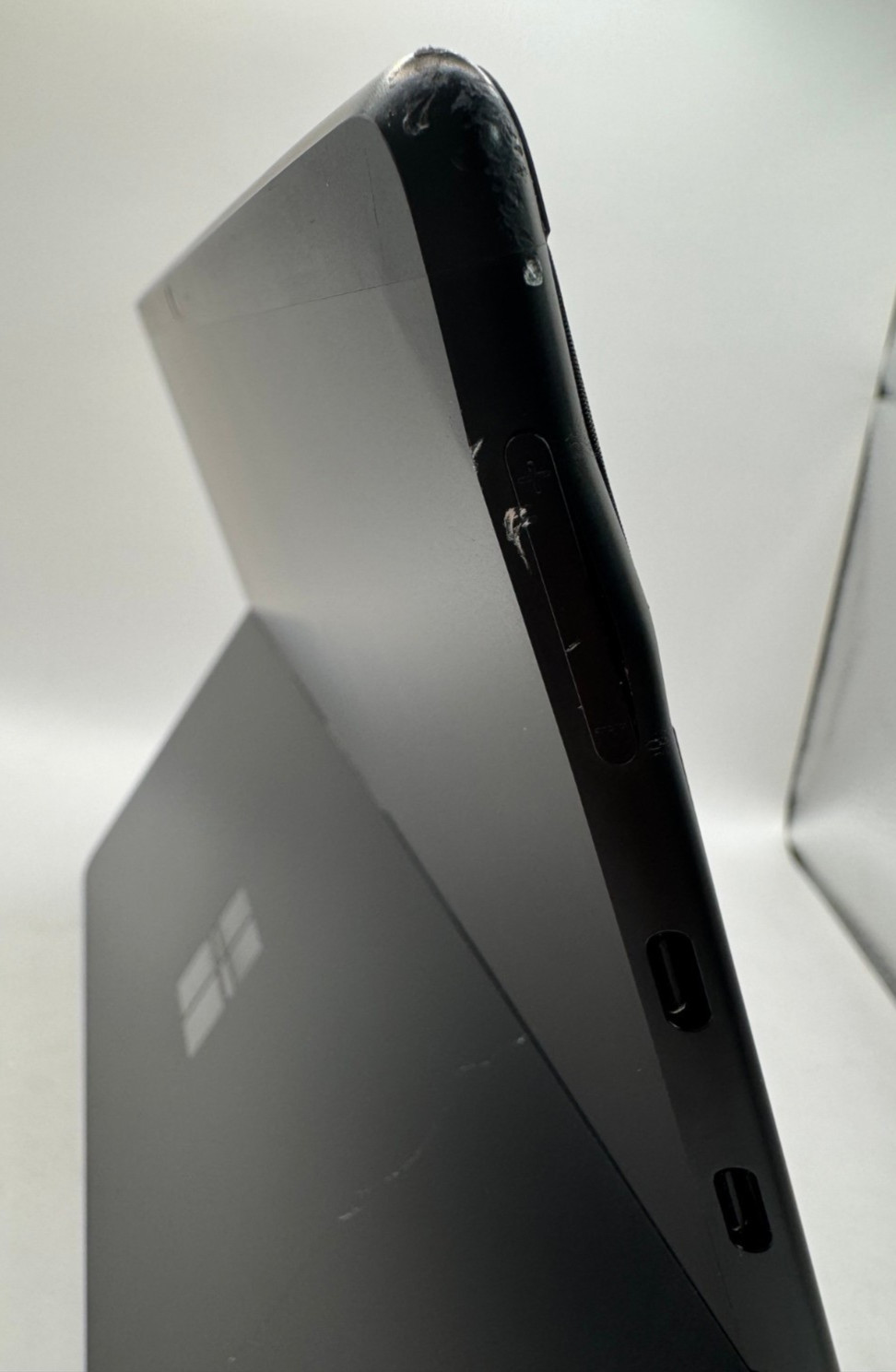 Microsoft Surface Pro X – Cellular 13″ Snapdragon 3.0 GHz – SSD 256 GB – 16 GB