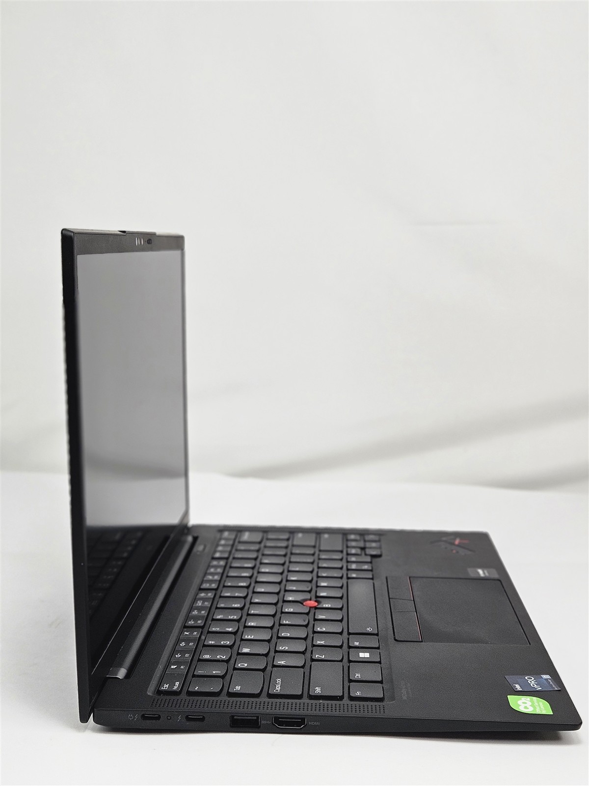 Lenovo ThinkPad X1 Carbon Gen 10 14″ 1.8GHz i7-1265U 16GB 512GB SSD