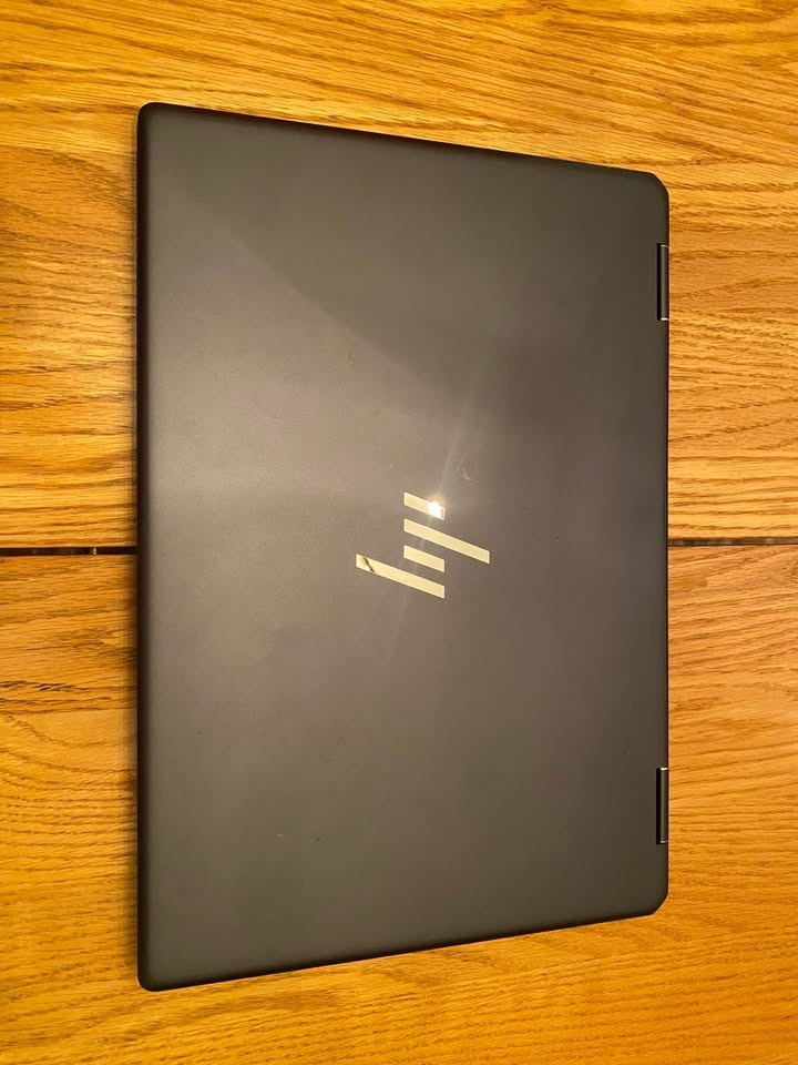 HP Spectre x360 16″ OLED 2-in-1 / i7 / 32GB / 1TB / Arc A370M / Touch-Screen Pen