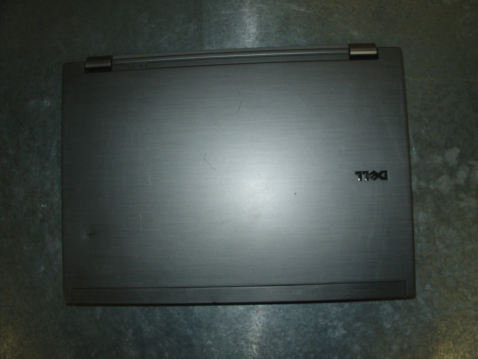 Dell Latitude E6410 Intel Core i5 M520 2.40GHz 2Gb Ram No HDD/Batt