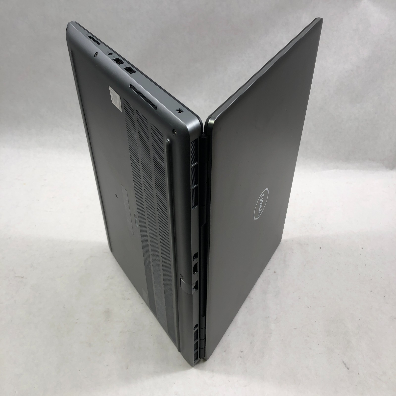 DELL PRECISION 7560 FHD Core i7-11850H 32GB RAM 512GB SSD RTX A3000 WIN 11 Pro