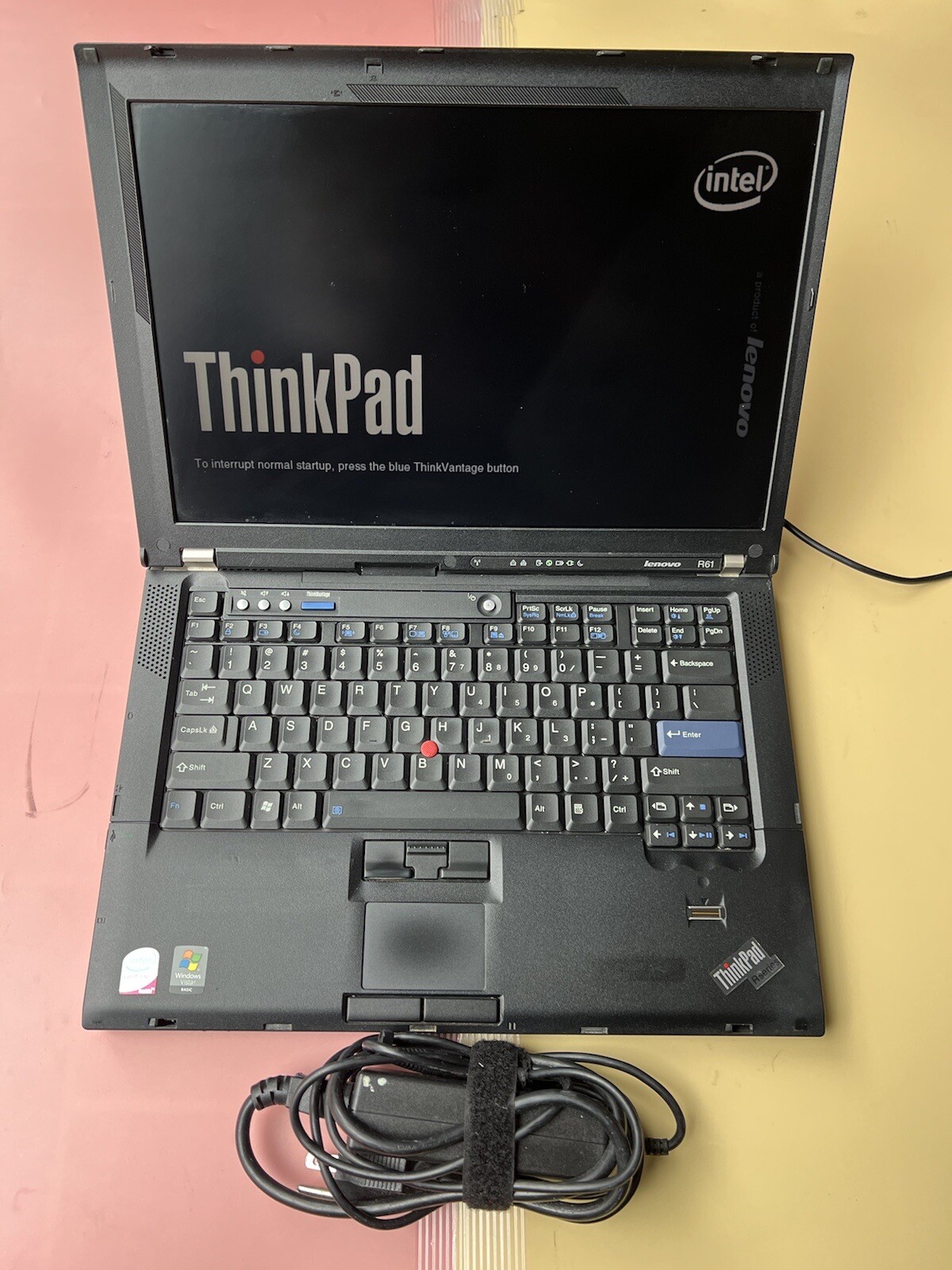 LENOVO THINKPAD R61 Intel Core 2 Duo 3GB RAM 160GB HDD WIFI LINUX MINT