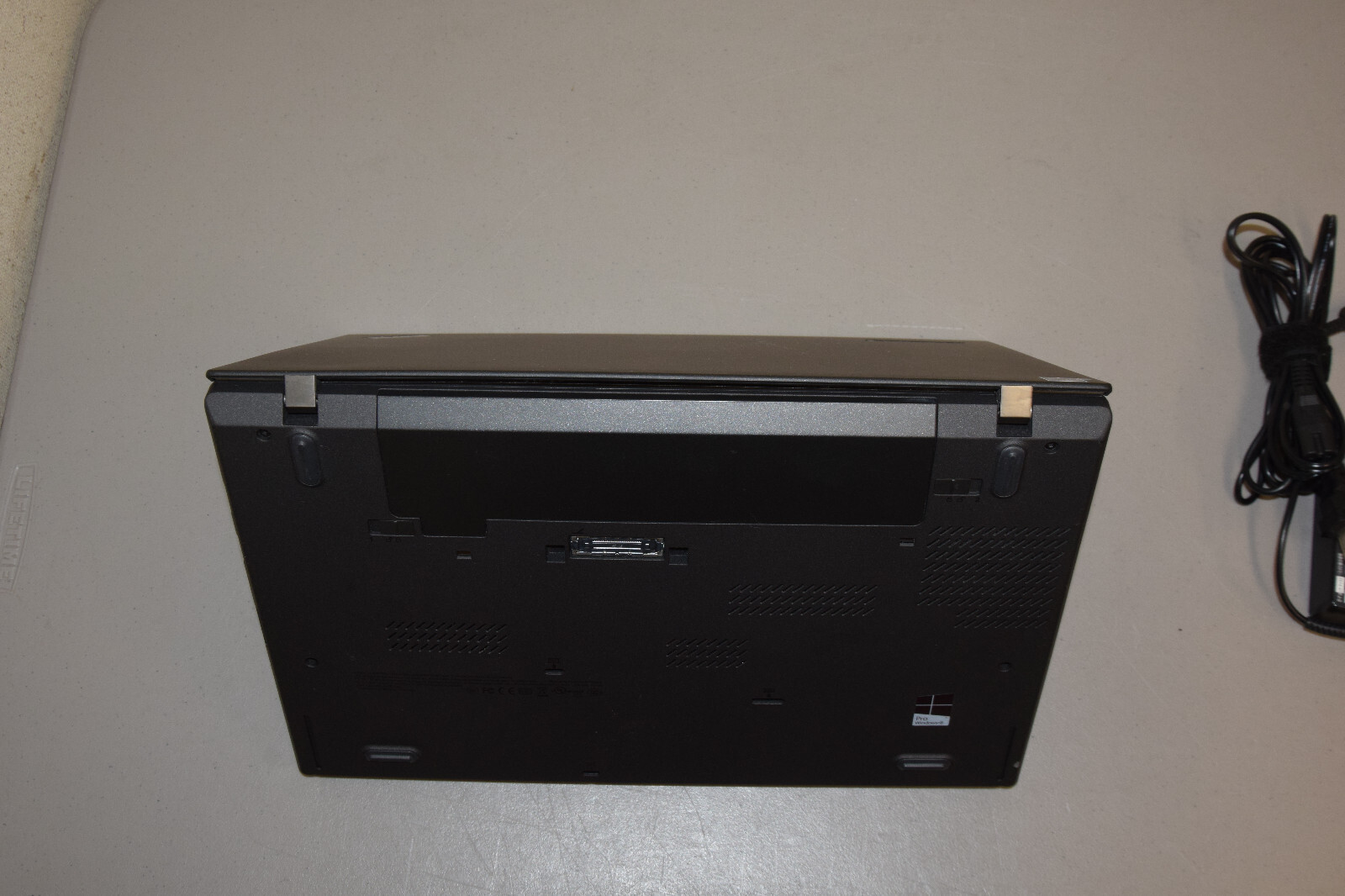 Lenovo Thinkpad T440 14″ Laptop Intel i5-4300U 1.9GHz Dual Core 8GB 240GB Webcam