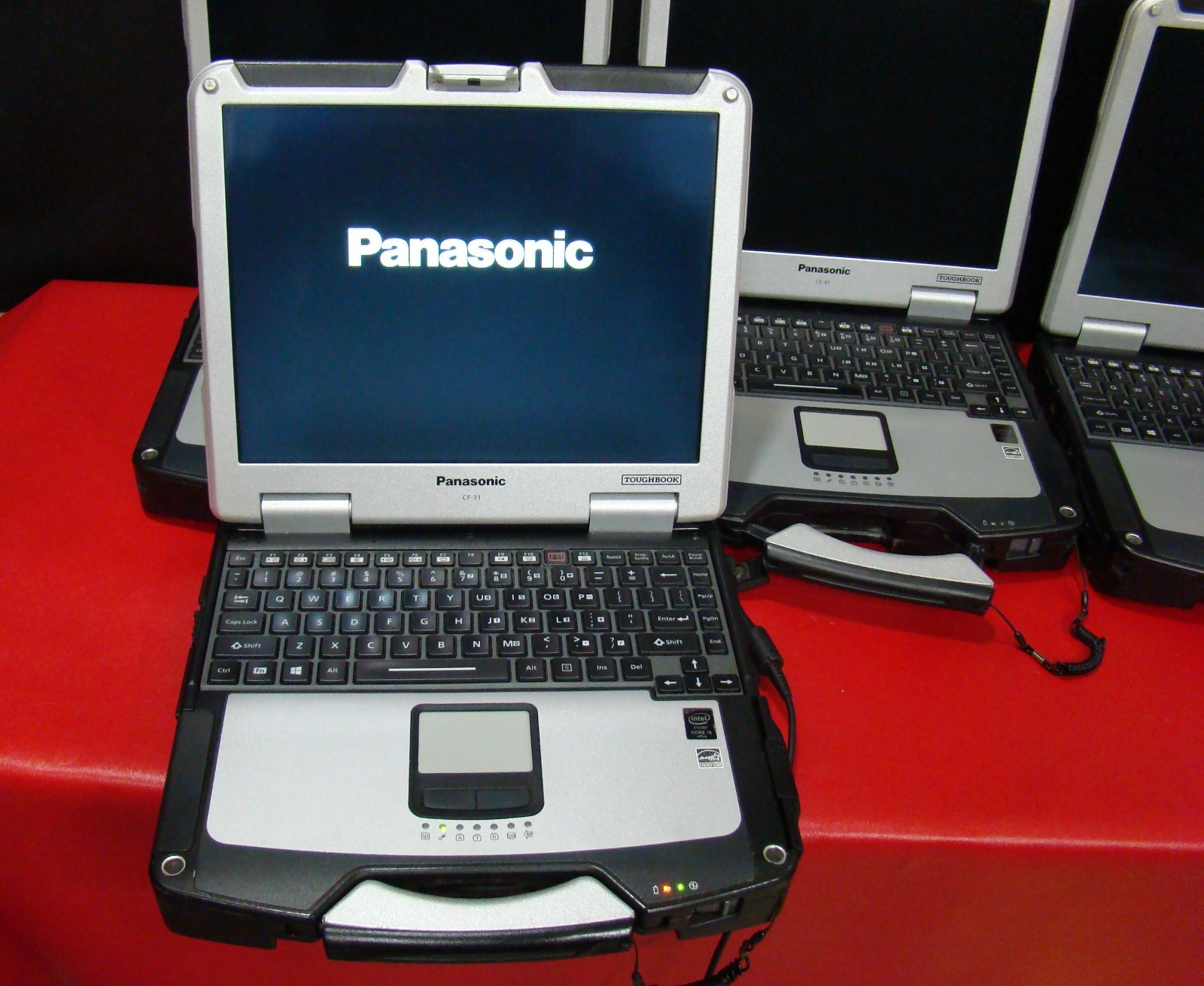 Panasonic Toughbook CF-31 MK5 i5-5300U 2.3GHz 8GB RAM NO HDD Caddy NO AC Adapte