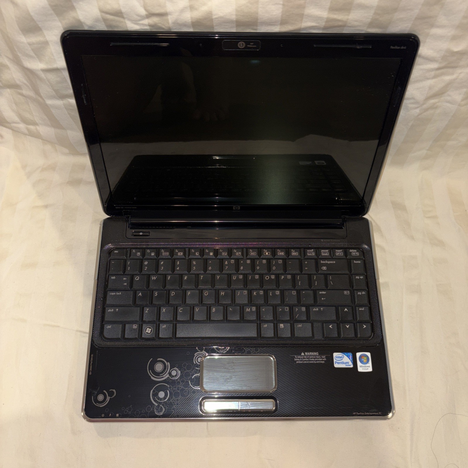 HP Pavilion DV4T-1400 14″ Notebook – Dual Core T4200 2.0 GHz, 4 GB, no hdd