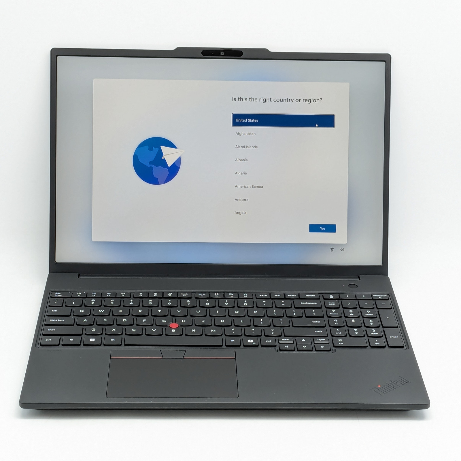 Lenovo ThinkPad P16s Gen 5 16″ Ultra 9 386H 64GB DDR5 2TB SSD RTX PRO 2000 No OS