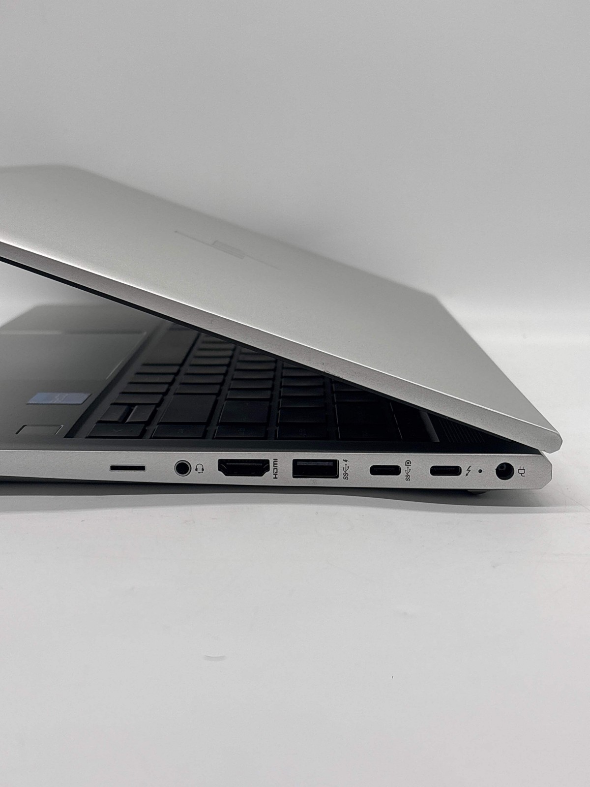 HP EliteBook 640 G10 i5-1350P 16GB RAM 256GB SSD Used
