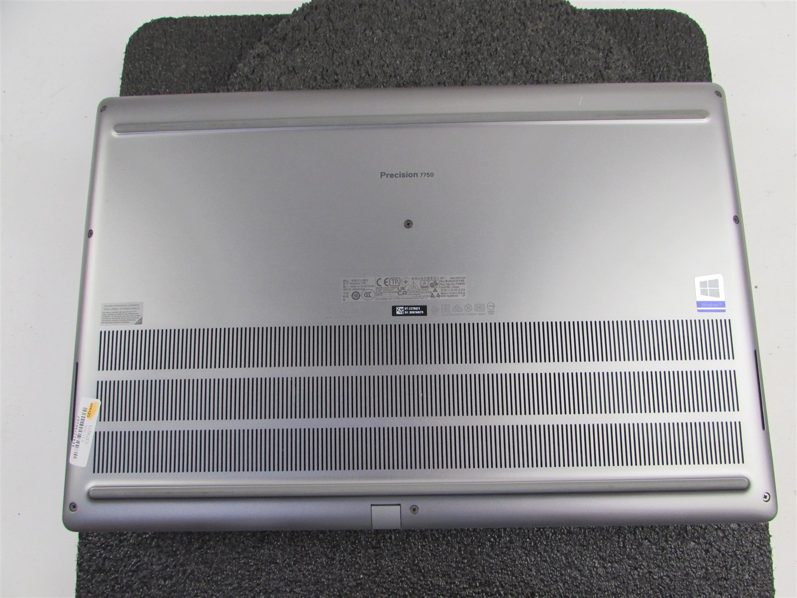 DELL PRECISION 7750 FHD I7-10875H 512GB 64GB RAM RTX 4000 WIN 11 PRO NO BATT