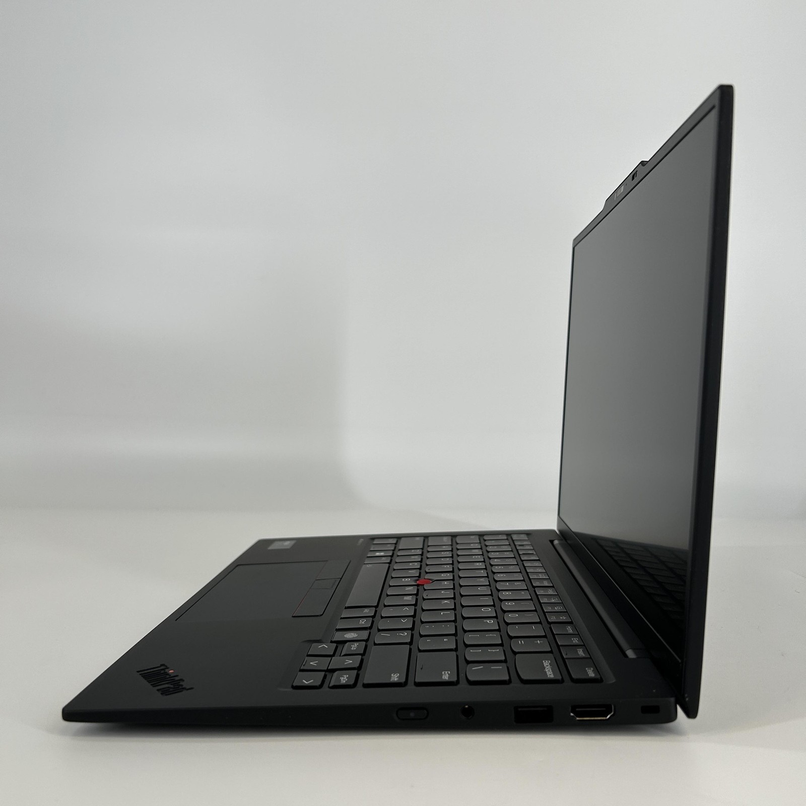Lenovo ThinkPad X1 Carbon Gen 12 14 FHD+ 1.7 GHz Ultra 7 155U 32GB 512GB SSD