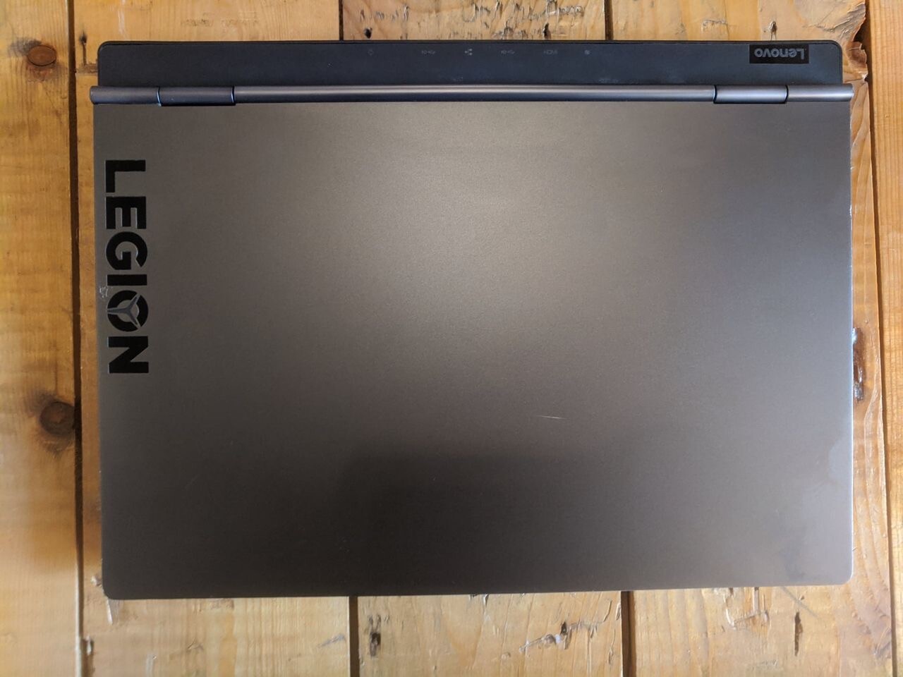 Lenovo Legion Y730 15.6″ I5-8300H GTX 1050Ti 8GB RAM 1TB HDD + 128GB SSD