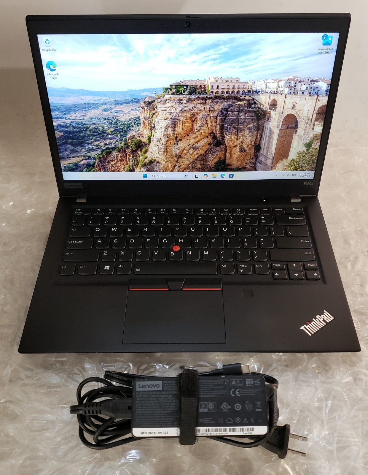 Lenovo ThinkPad T490s Intel Core i5-8265u 8GB RAM 256GB SSD W11P w/ 65w USB-C AC