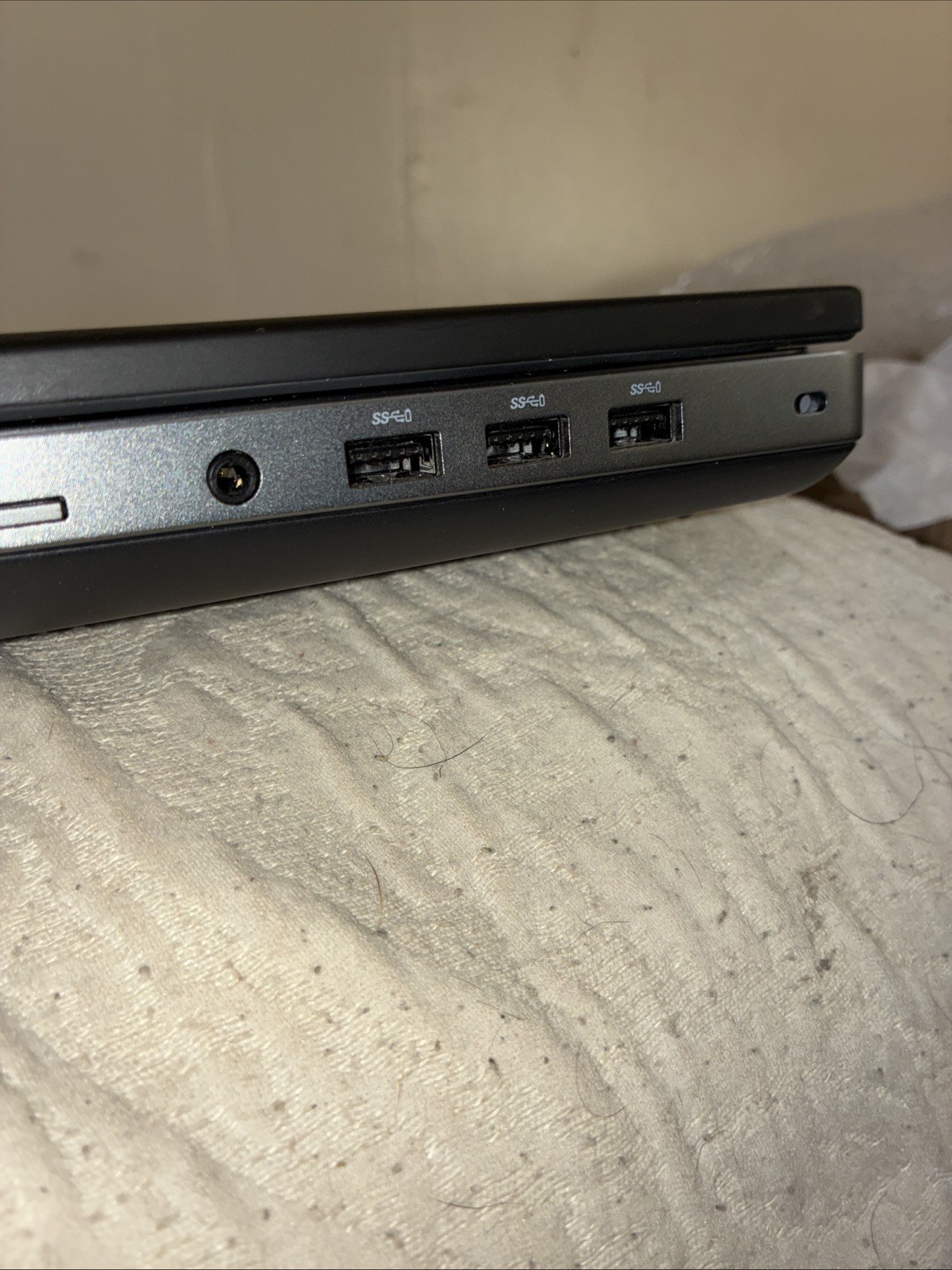 Dell Precision 7720 17.3” i5-7440HQ 8GB RAM 500GB HDD Quadro M1200 Win 10