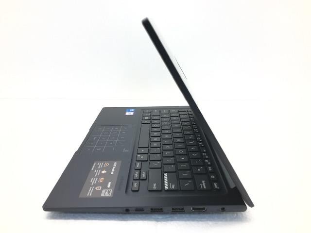 ASUS VivoBook Laptop 14″ Intel Core 5 120U 8GB 512GB W11H – F1404VAP-QB52-BL