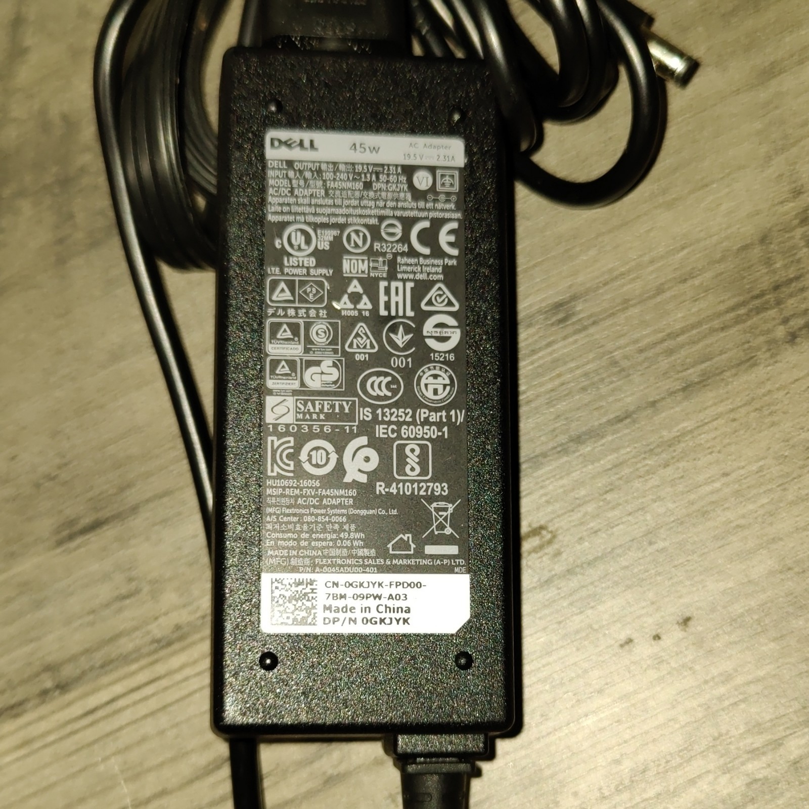 Dell Inspiron 15 Laptop 2016 Black with Battery and 45W Power Adapter
