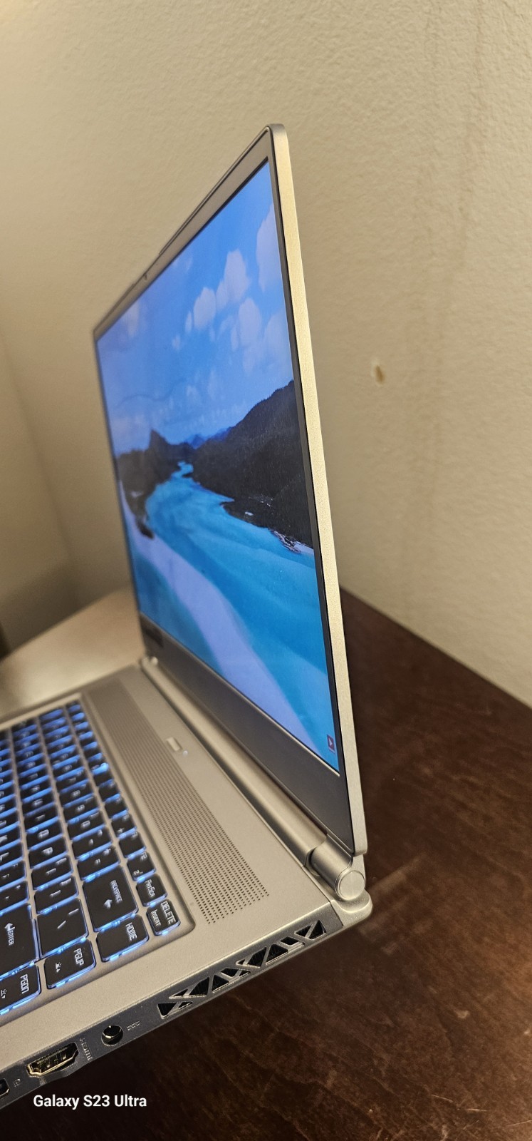 4k msi laptop p65 creator 9se,rtx 2060,16gb ram,512 ssd