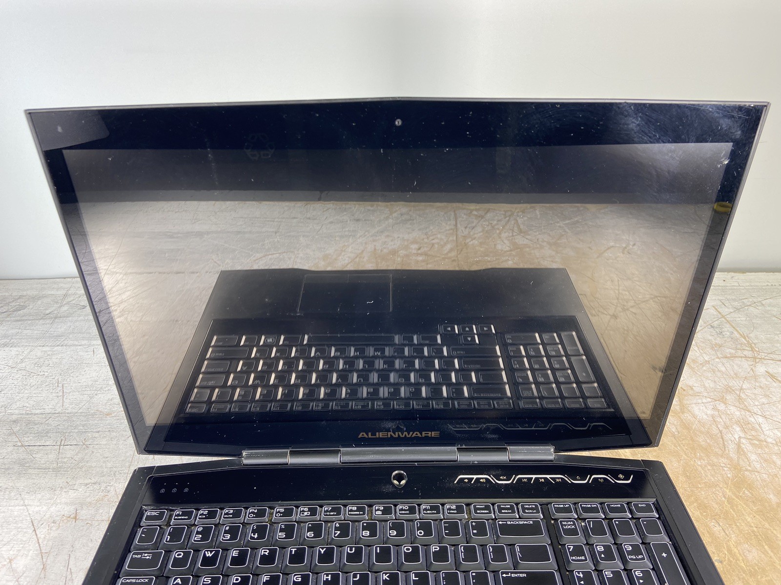 DELL ALIENWARE M17X R3 I7-2760QM @ 2.40GHz, 16GB RAM, NO HDD/OS
