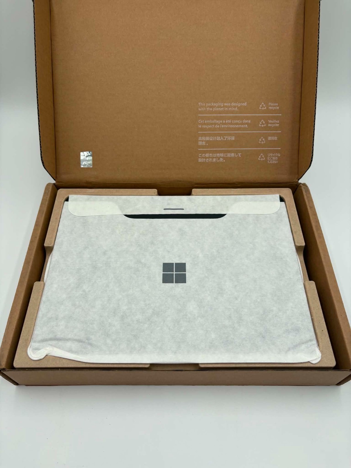 13.8″ Microsoft Surface Business Laptop 7th Ed – Intel Ultra 7 268V, 32GB, 256GB