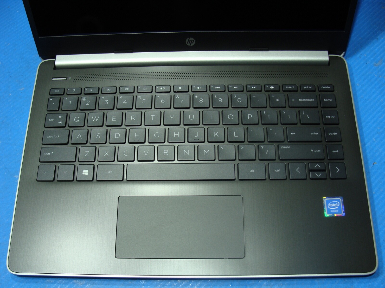 Powerful battery 96% HP 14” FHD 1920 x 1080 Intel i5-1035G4 4GB RAM 128GB SSD
