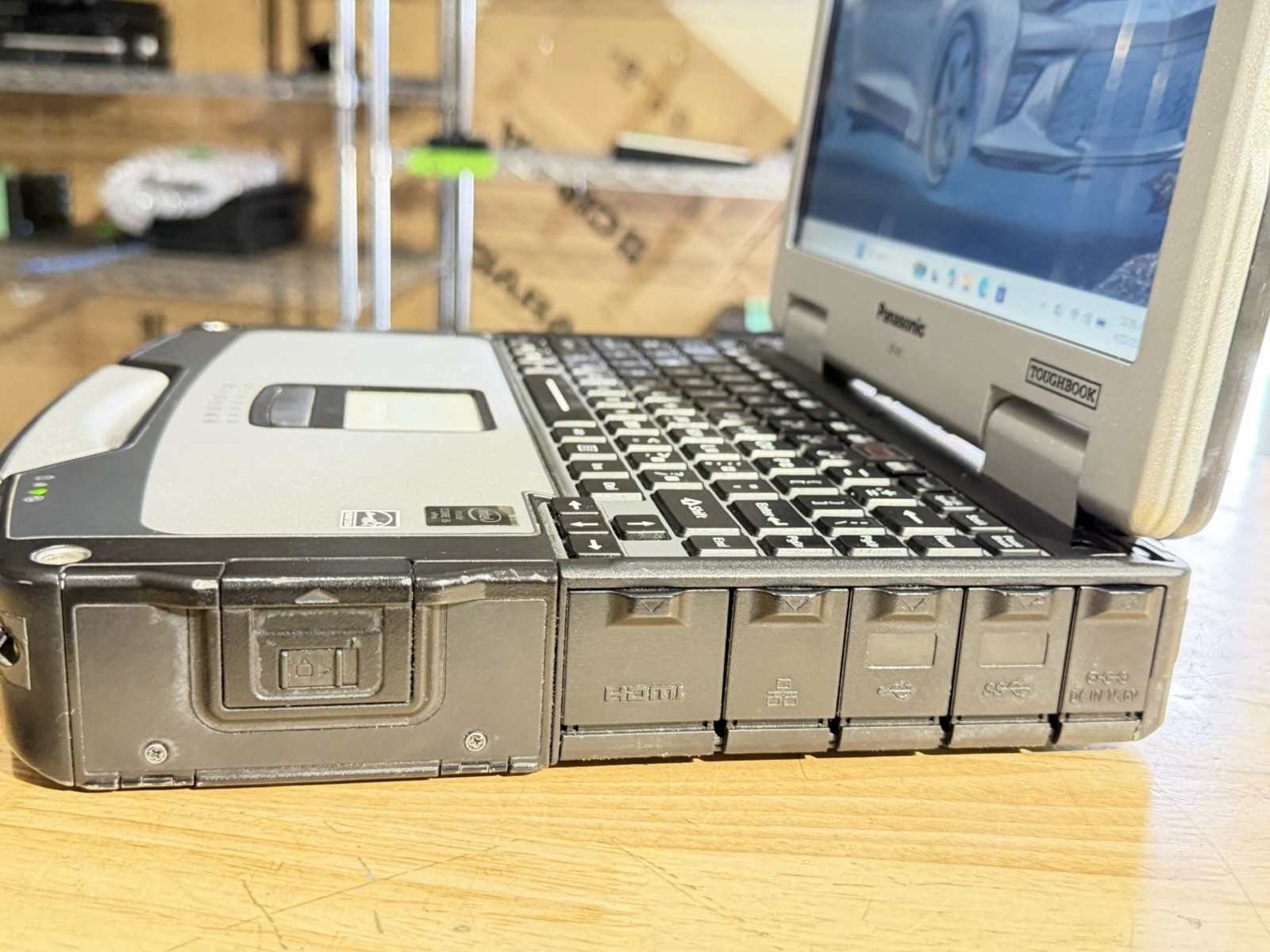 Panasonic Toughbook CF-31 I5-5300u@2.3ghz 16gb Ram 256 GB SSD Win11P 8620 HOURS