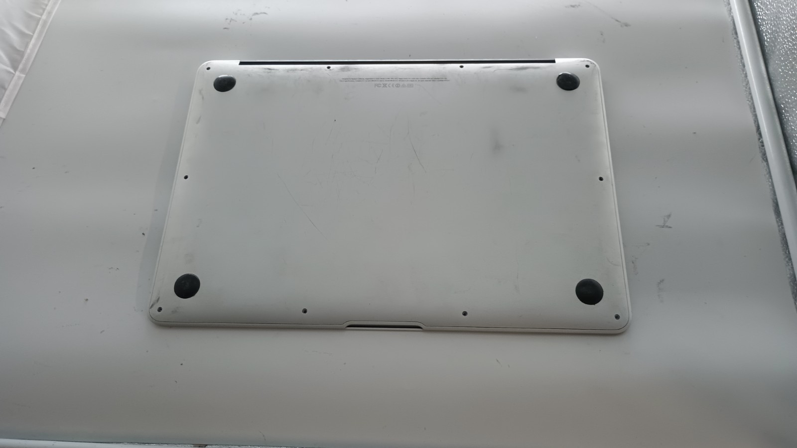 7093 MacBook Air A1466(No charger, No battery).i5.4GB.120GB SSD.13.3″.Big Sur.