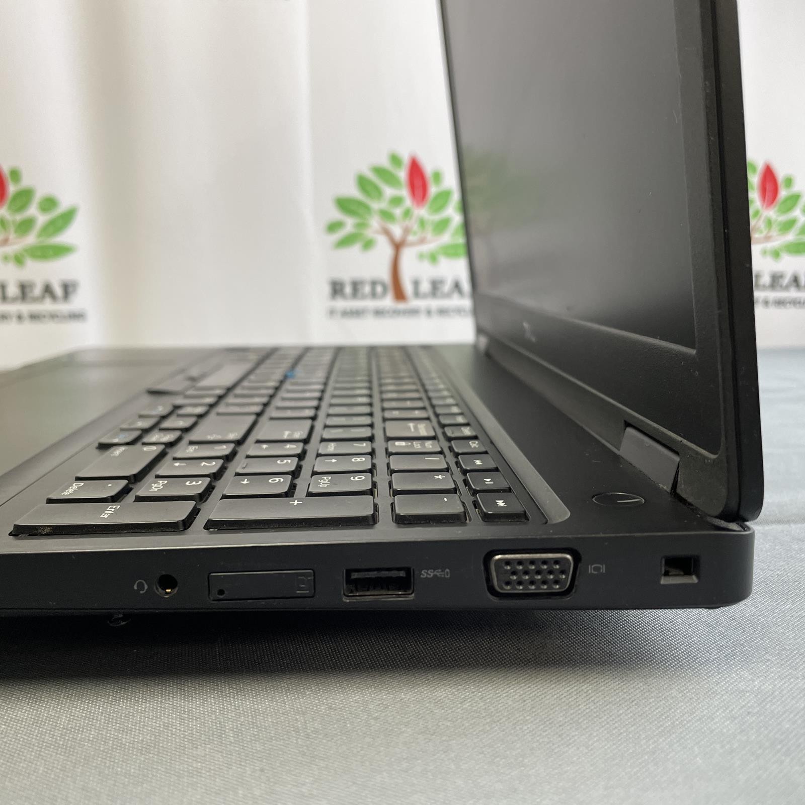 Dell Latitude 5590 15.6 in, Core i5-8350U 8 GB RAM No SSD | Grade B/C (READ)
