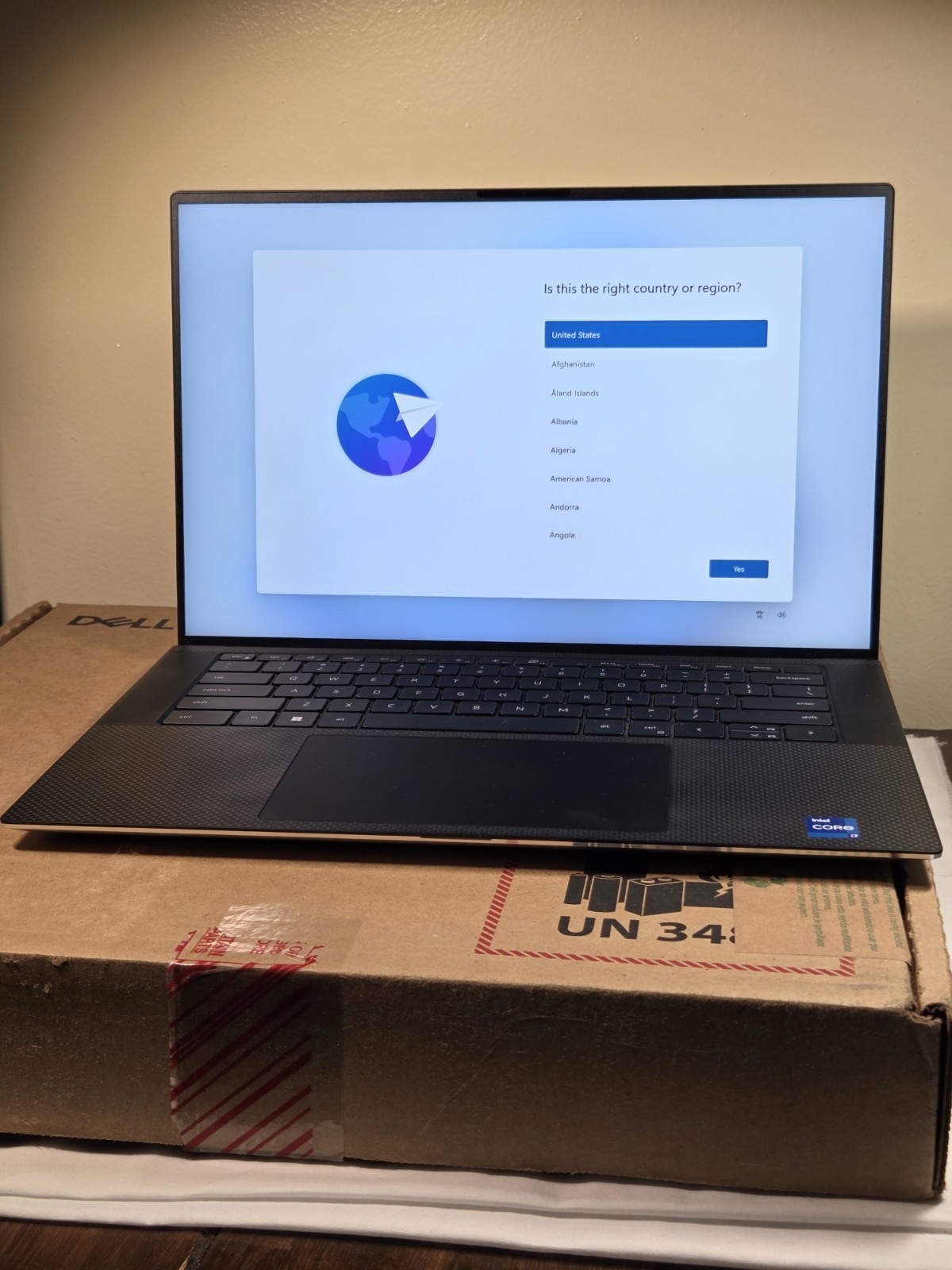 Gaming Laptop Dell XPS 15 9520 15.6″ i7-12700H 24GB RAM 512G & 256GB RTX 3050Ti