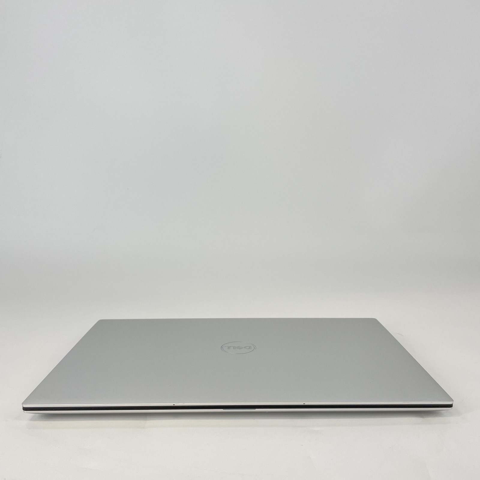 Dell XPS 15 9520 FHD+ 2.3 GHz i7-12700H 32GB 1TB SSD RTX 3050 Ti Very Good