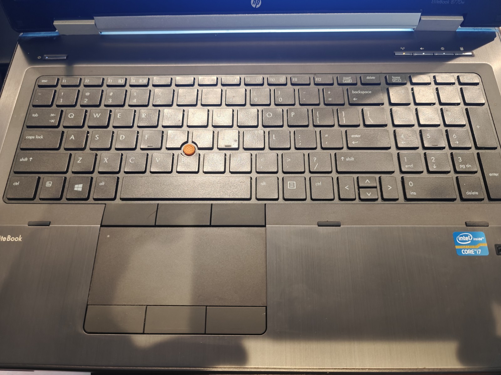 HP EliteBook 8770w 17″ Laptop i7-3630QM 20GB 1600×900 256GB Debian 13 Webcam