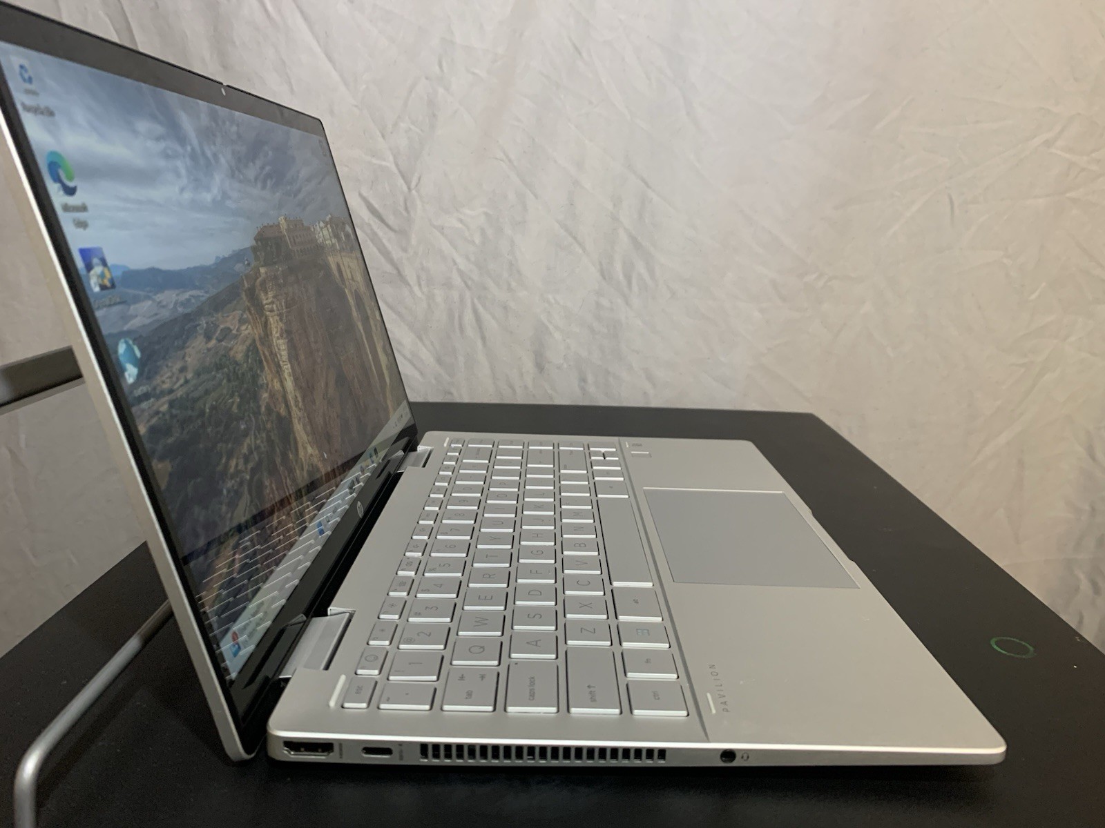 HP Pavilion x360 14-ek0033dx i5-1235U 8GB 512GB SSD Win11 14in Touch FHD Silver
