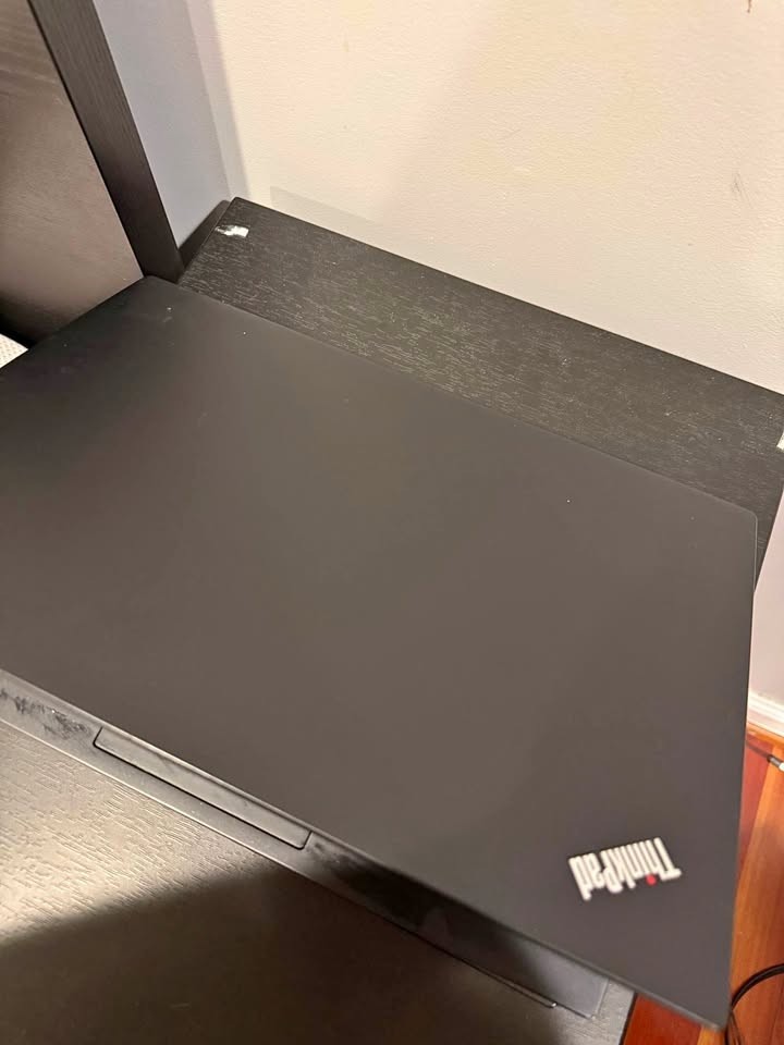 Lenovo ThinkPad T470s Laptop i5 12GB RAM 238GB Storage
