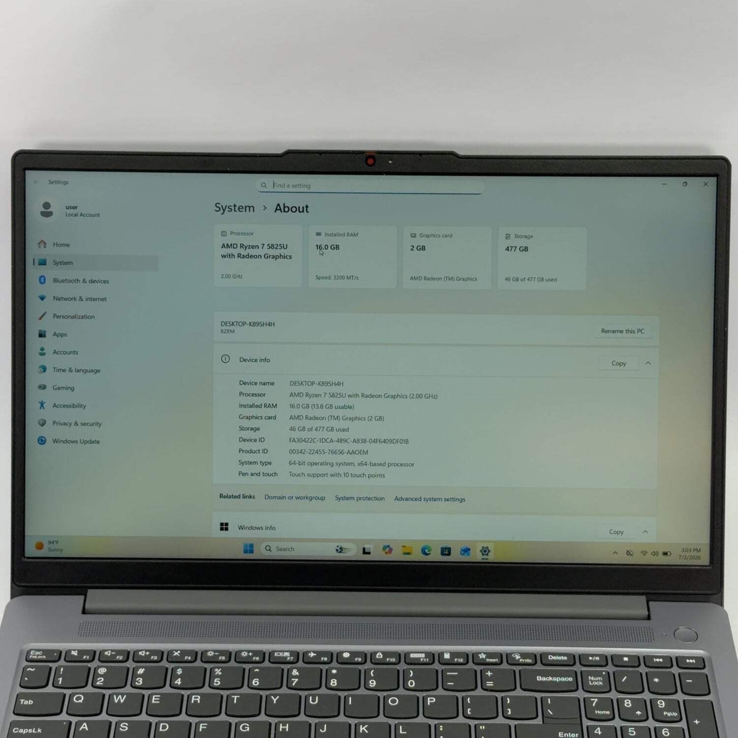 Lenovo IdeaPad Slim 3 15ABR8 15.6″ Ryzen 7 5825U 2.0GHz 16GB RAM 512GB SSD