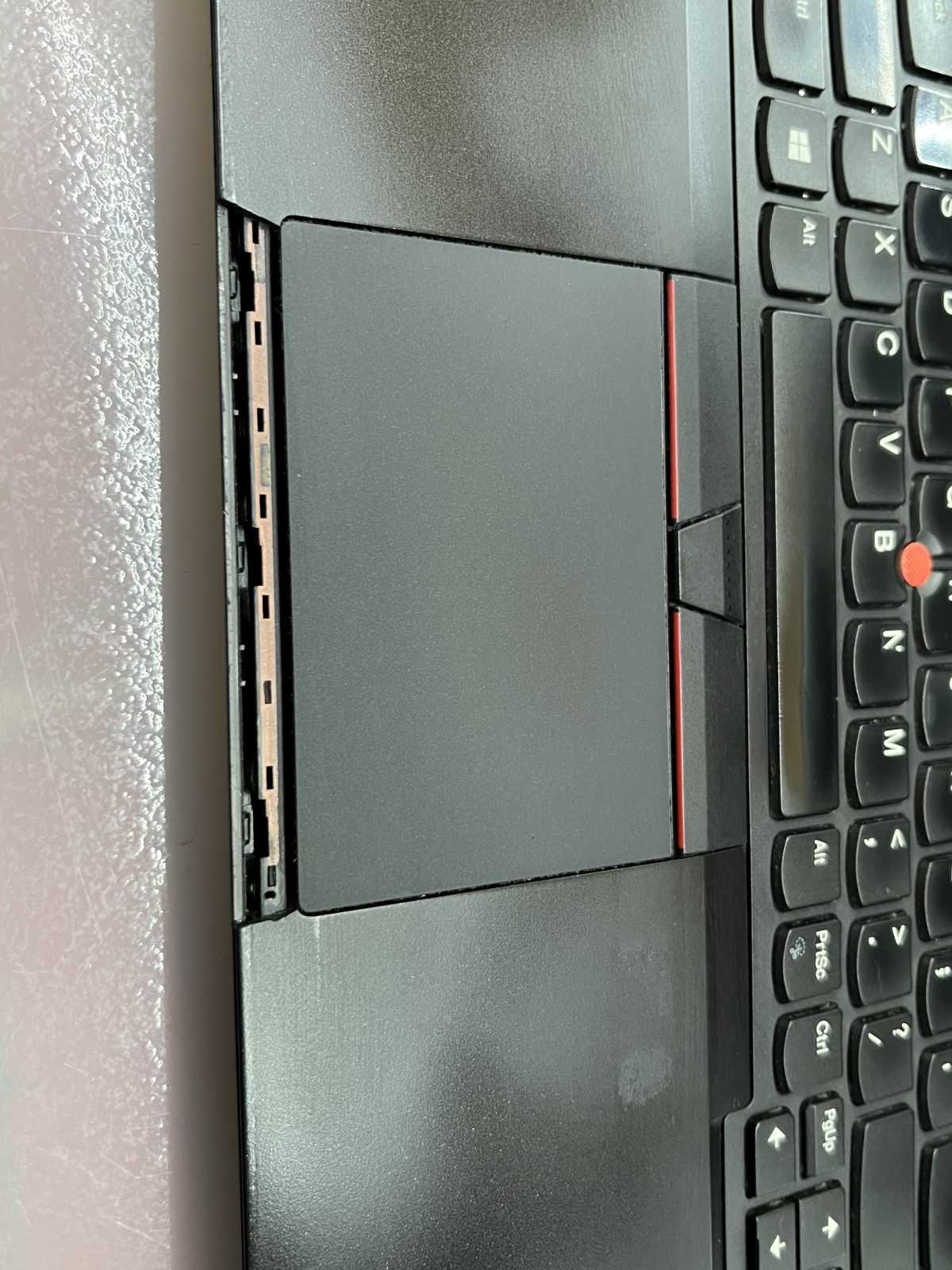 Lot(4) Lenovo Thinkpad 15.6″ i3-8130U@2.20GHz 8GB NO SSD/ NO OS BIOS TESTED*Read