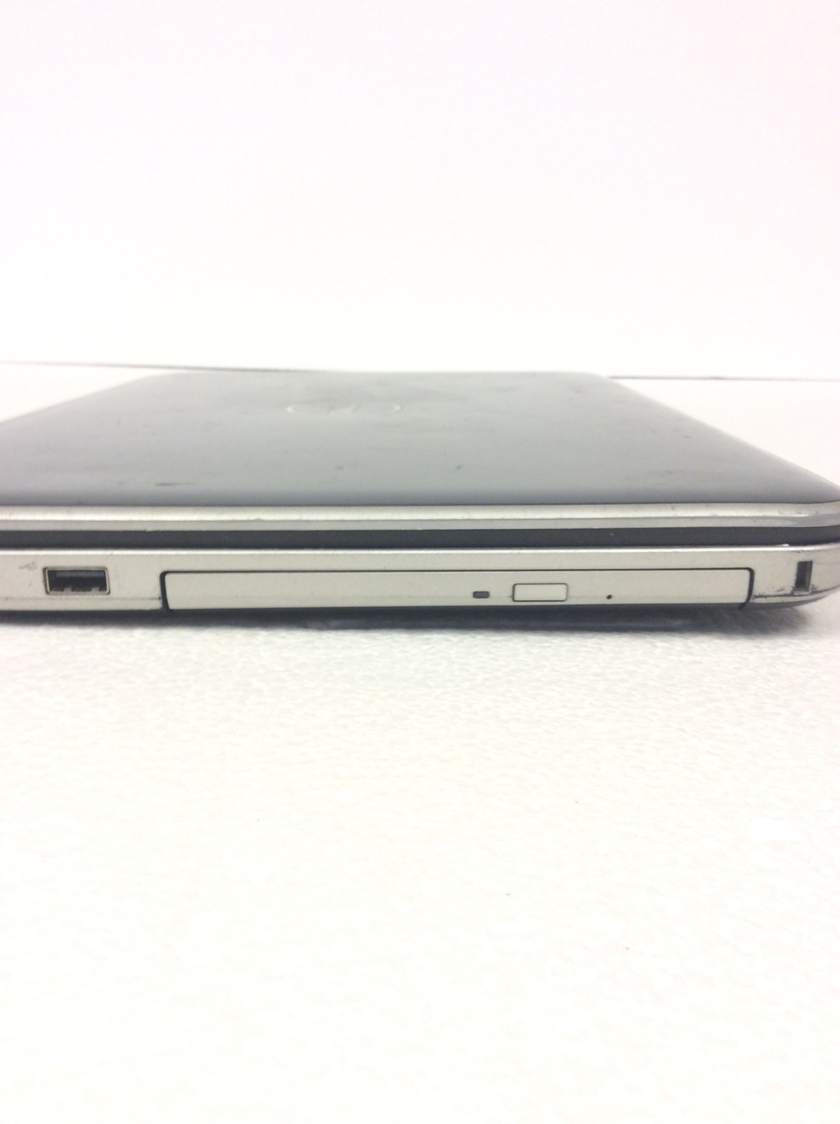 Dell Inspiron 15R 5521 Laptop i7-3537U 2.0Ghz 3rd Gen 15.6″ HD Touch w/8Gb Ram